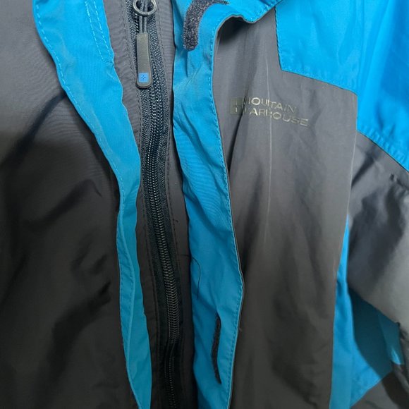 Brand New- Never Worn Mens Jacket - Picture 3 of 5